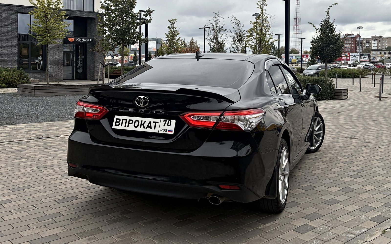 Toyota Camry 2021 в аренду в Томске, фото 7 из 8